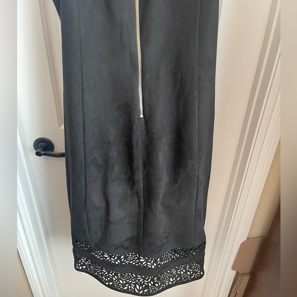 Thalia Sodi Faux Suede Sleeveless Sheath w/Laser Cut Hem in Black, Size Large - Picture 5 of 8